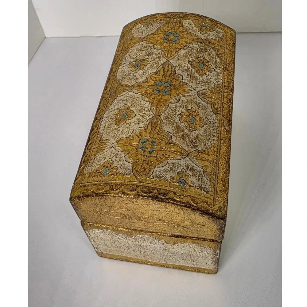 Vintage Florentine Italian Gilt Wood Jewelry Box Gold Leaf Domed Trinket Chest